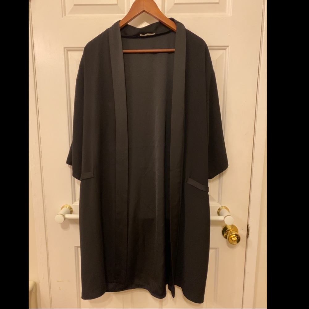 Black satin crepe-like kimono/blazer/jacket/robe